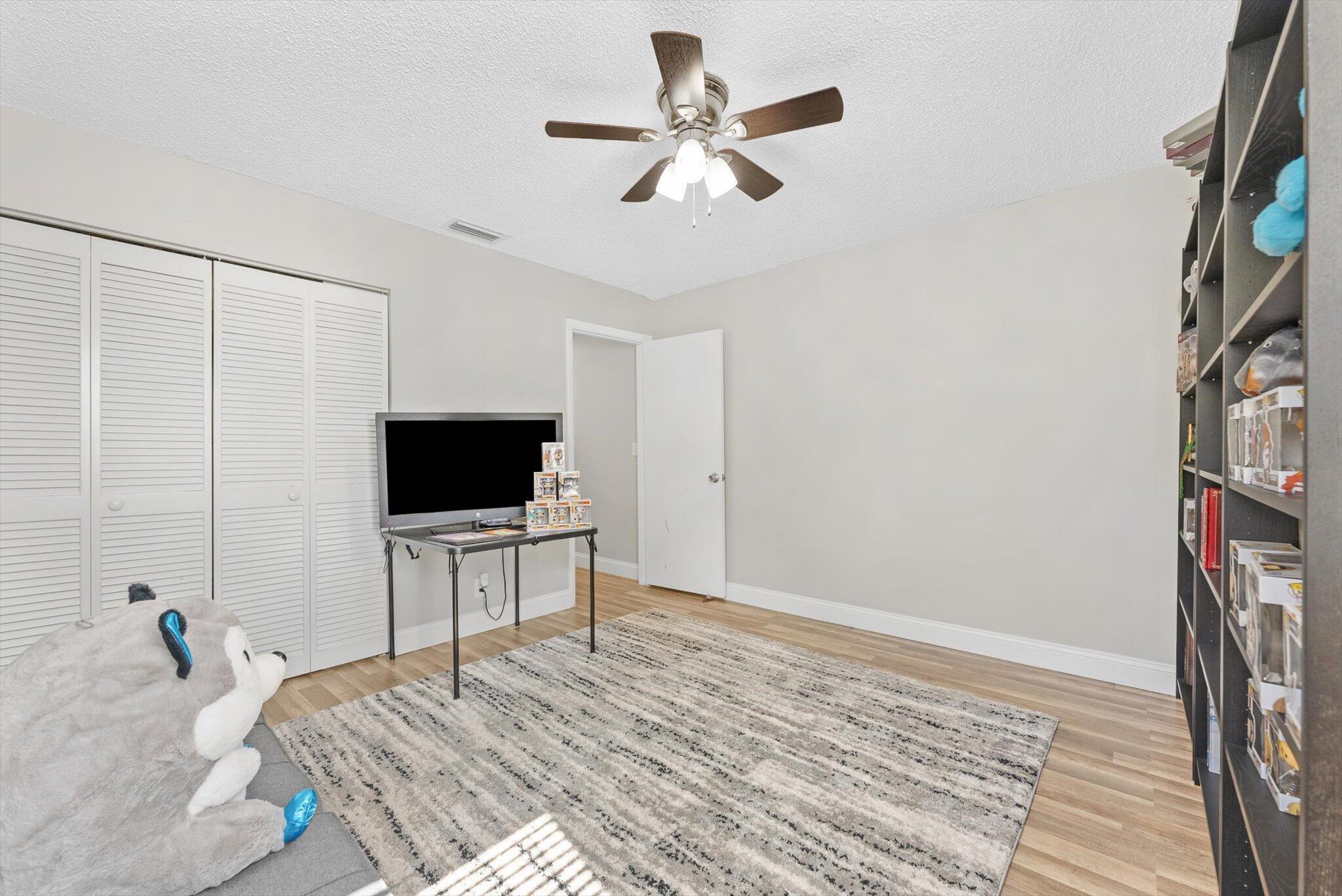 5185 NW 52nd Street