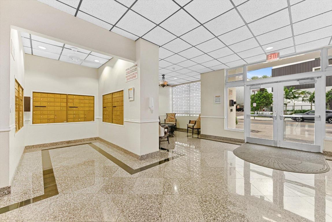 200 S Birch Road 204