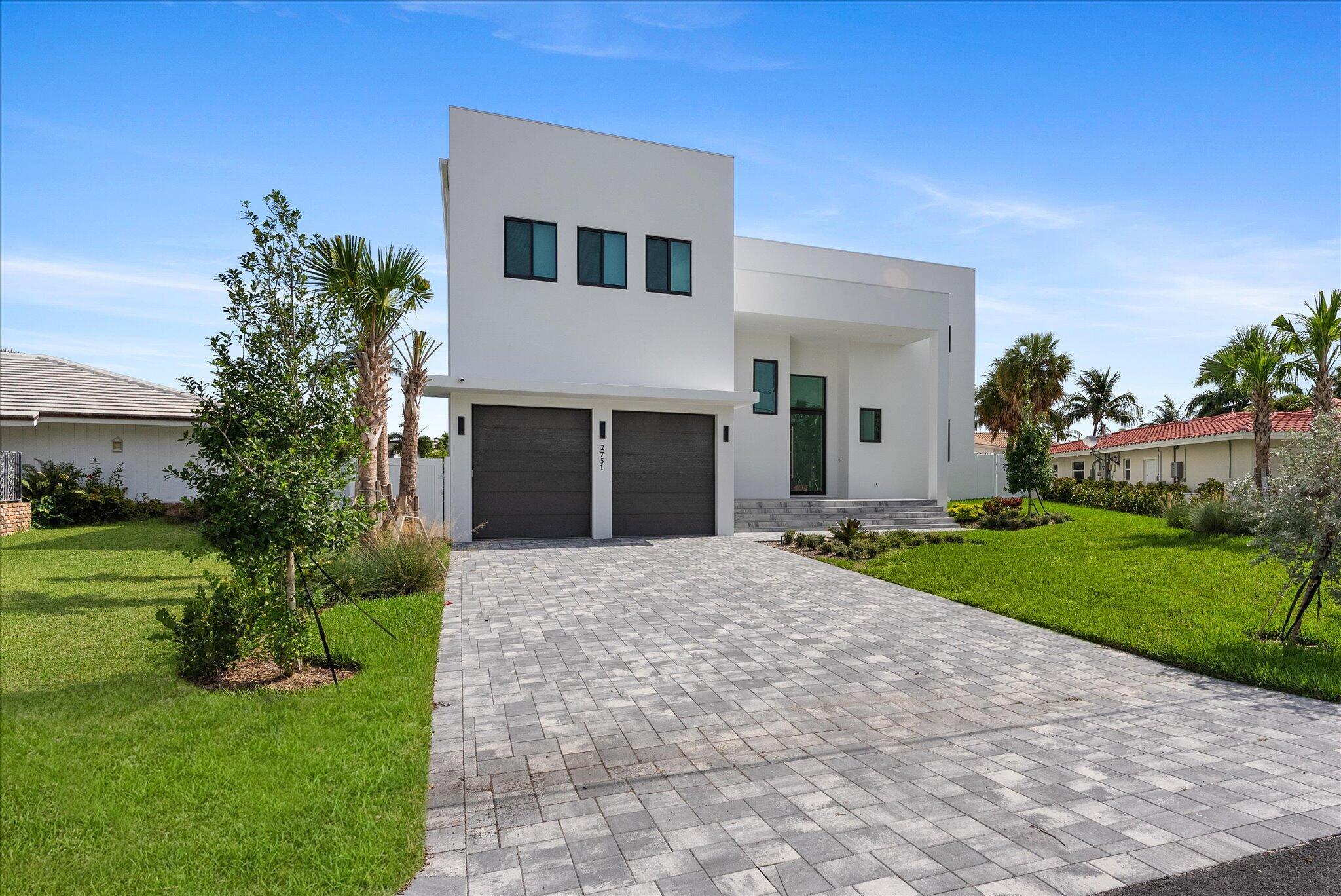 2751 NE 22nd Court