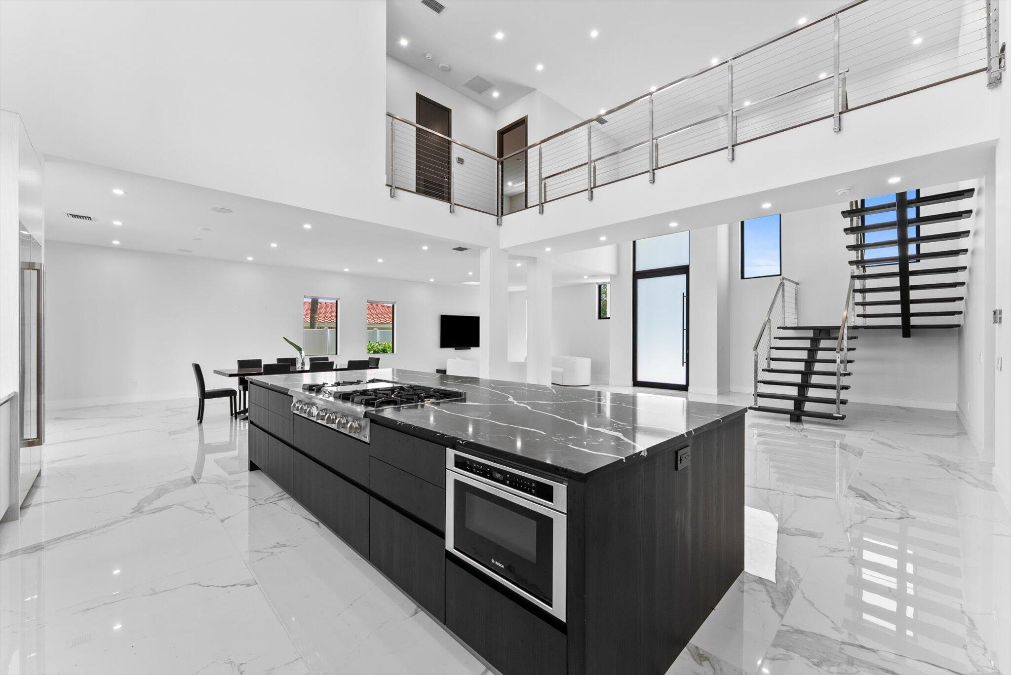 2751 NE 22nd Court