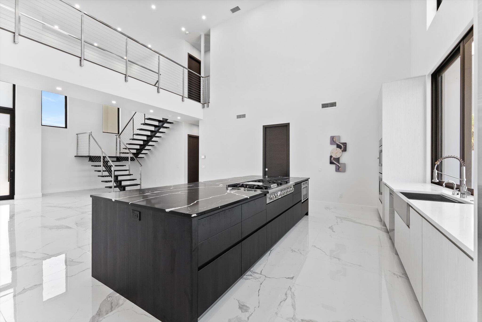 2751 NE 22nd Court