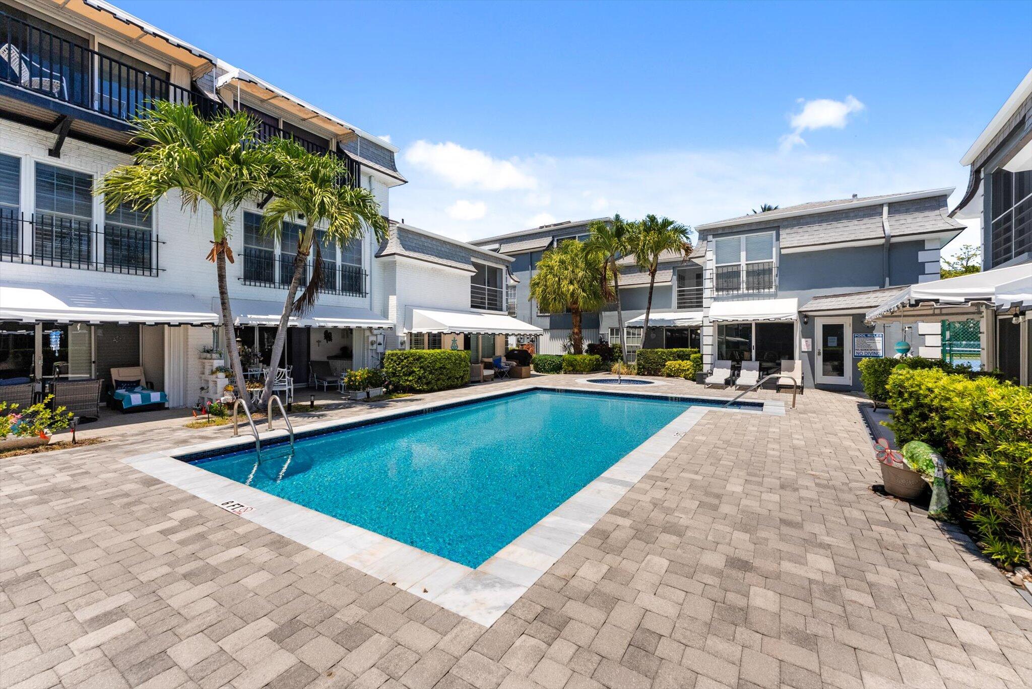 1194 Hillsboro Mile 31