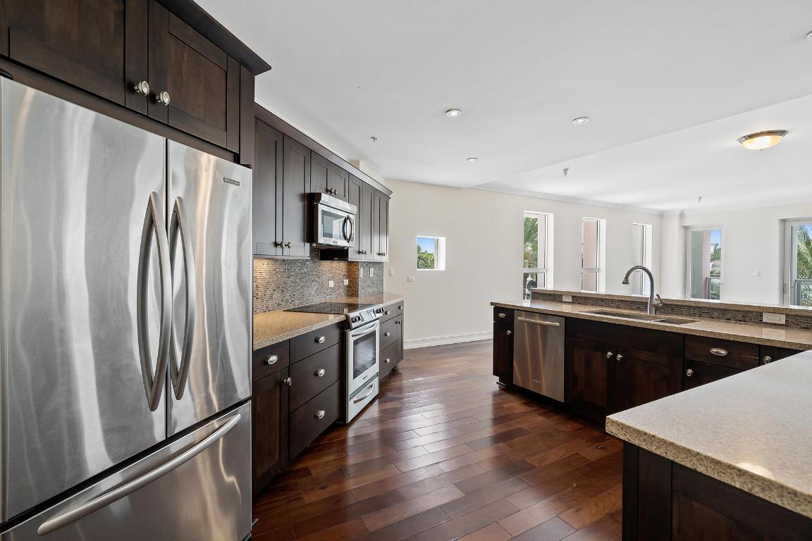 455 E Palmetto Park Road 3