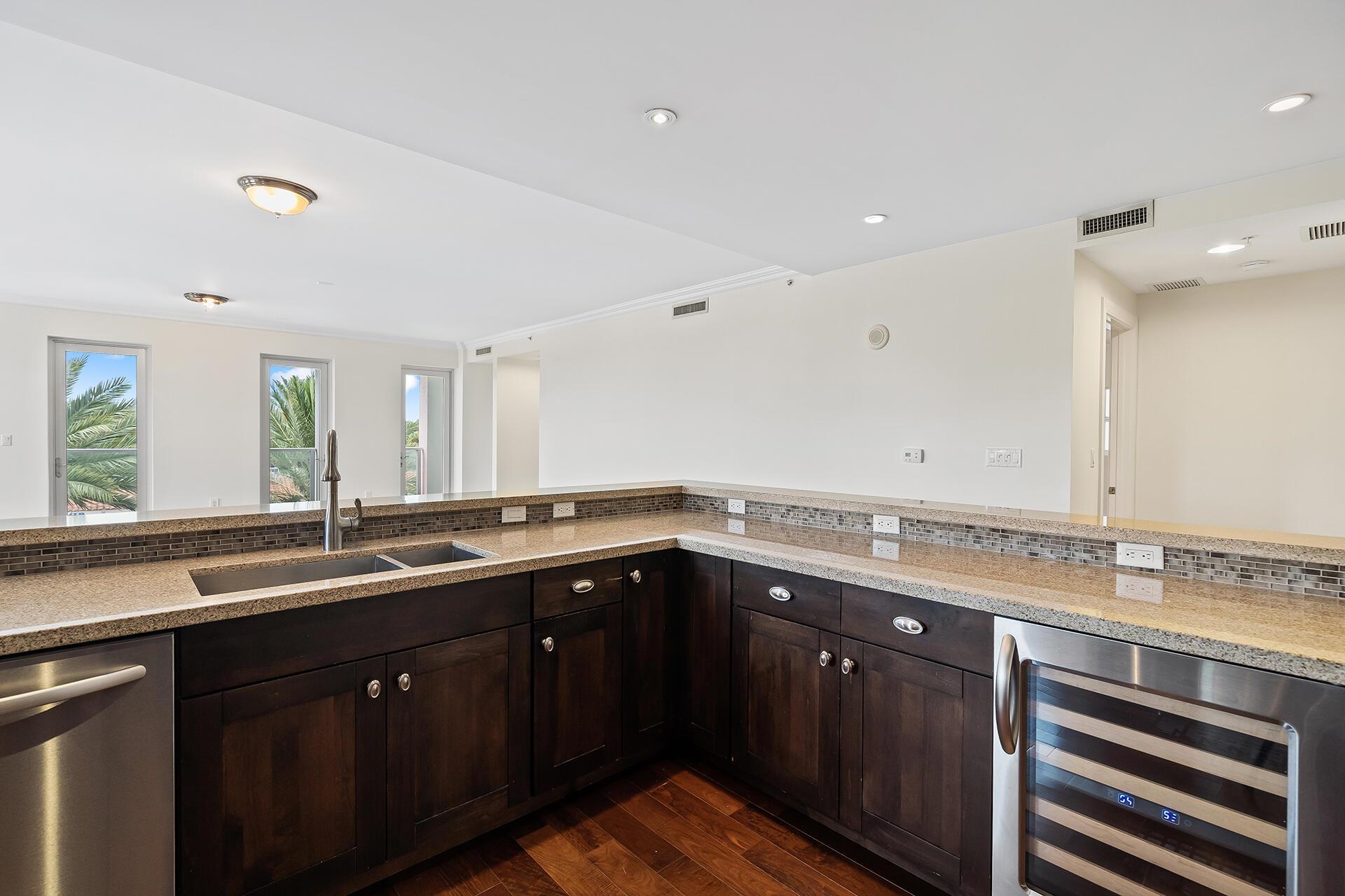 455 E Palmetto Park Road 3