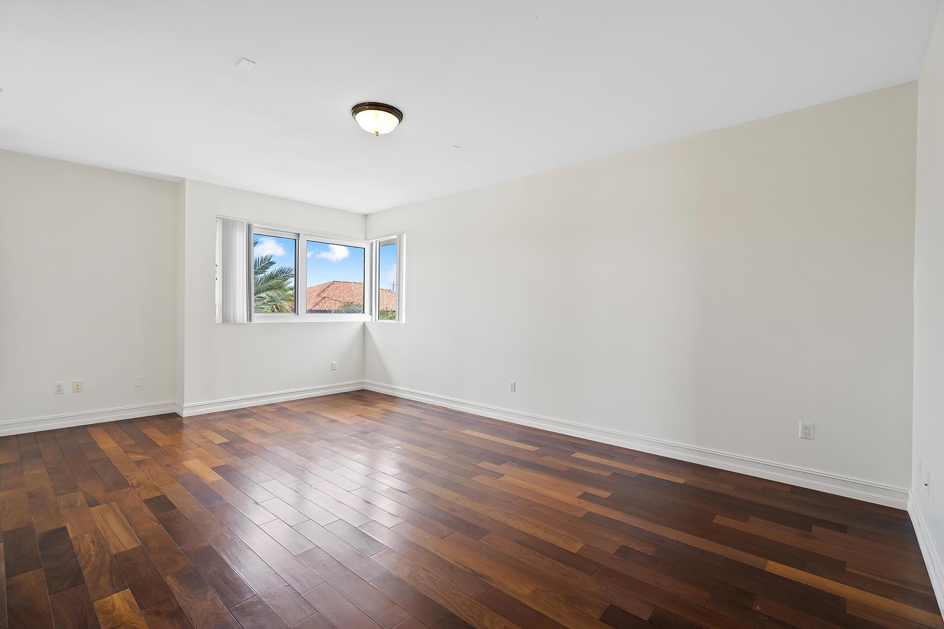 455 E Palmetto Park Road 3