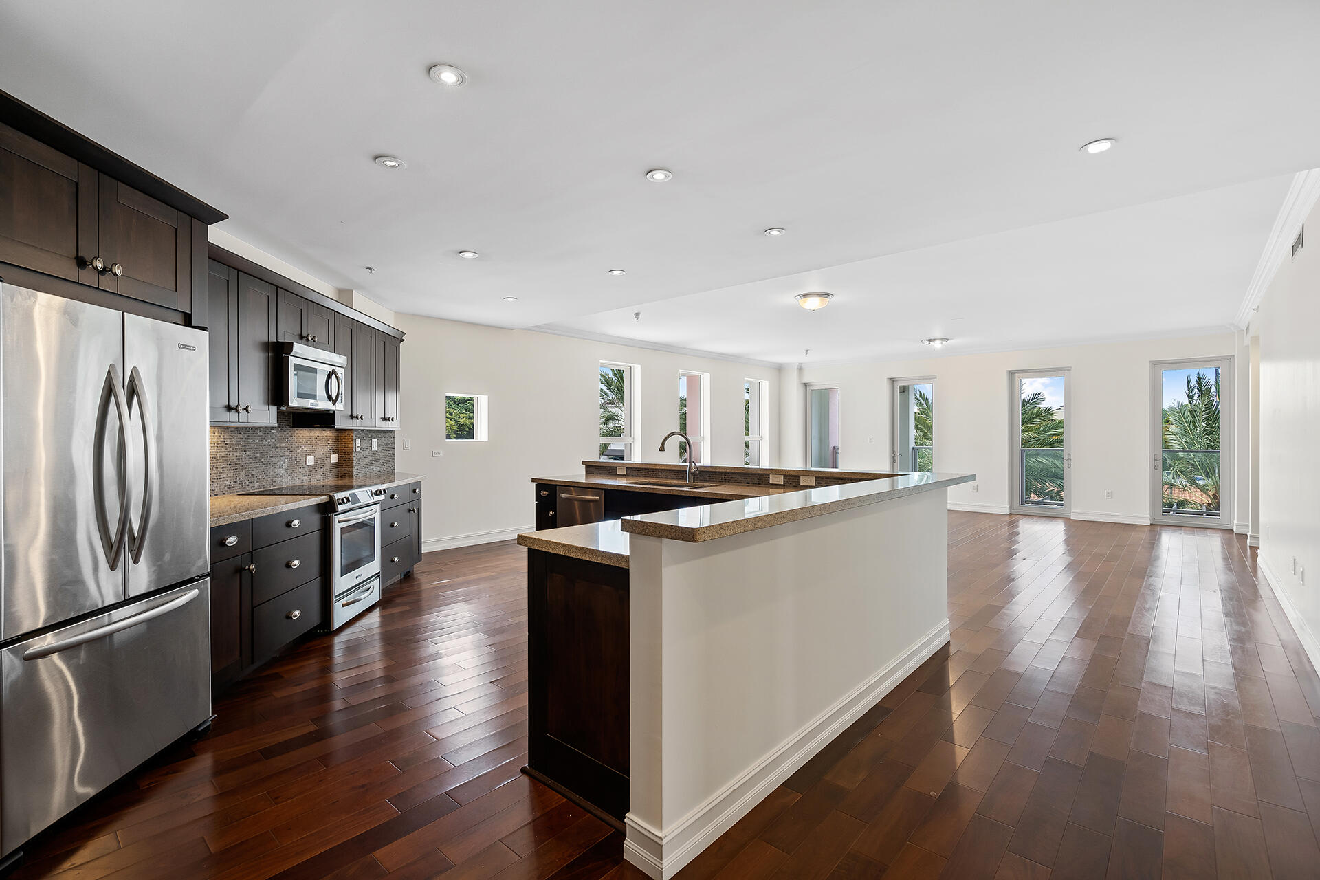 455 E Palmetto Park Road 3