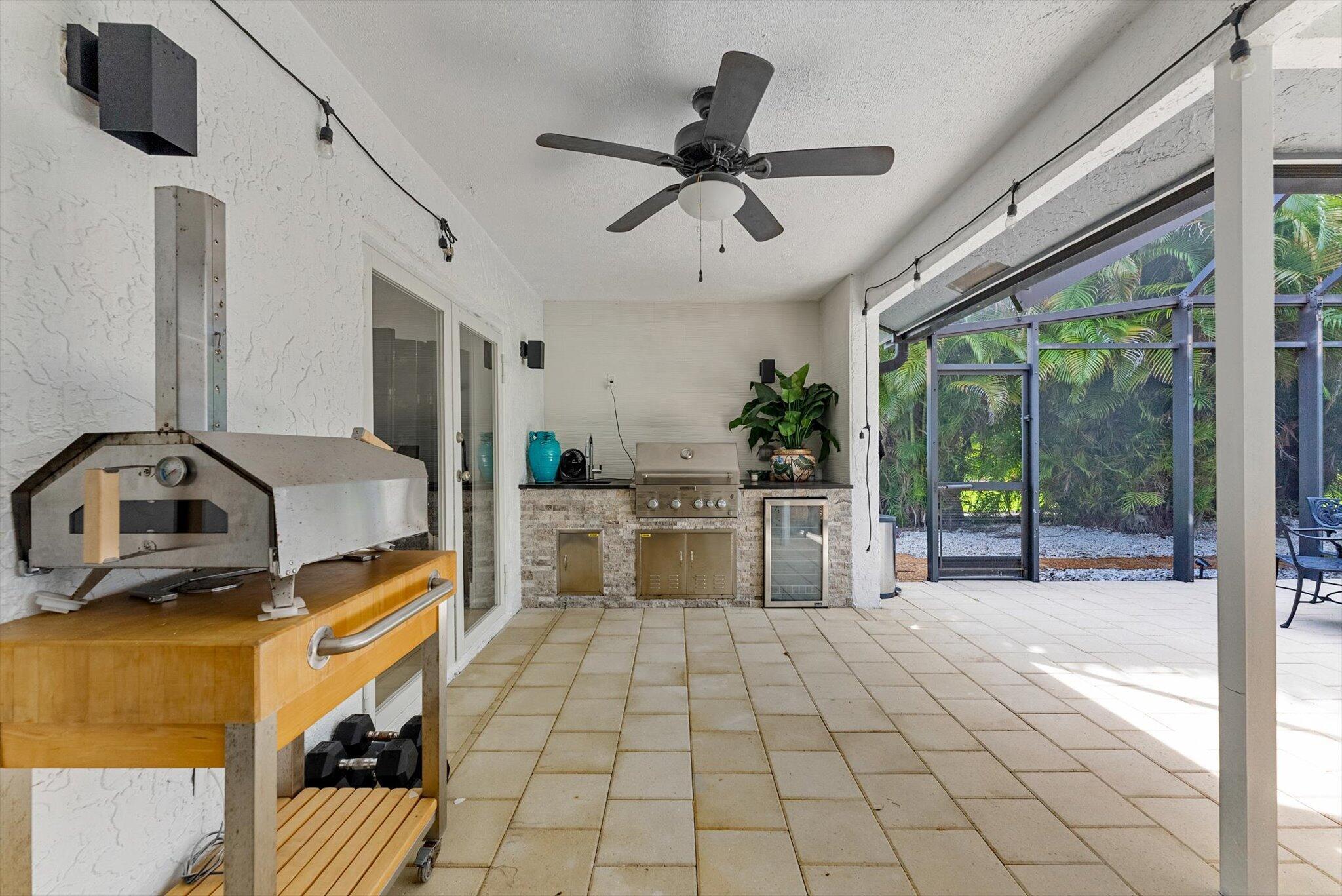 10167 Camelback Lane