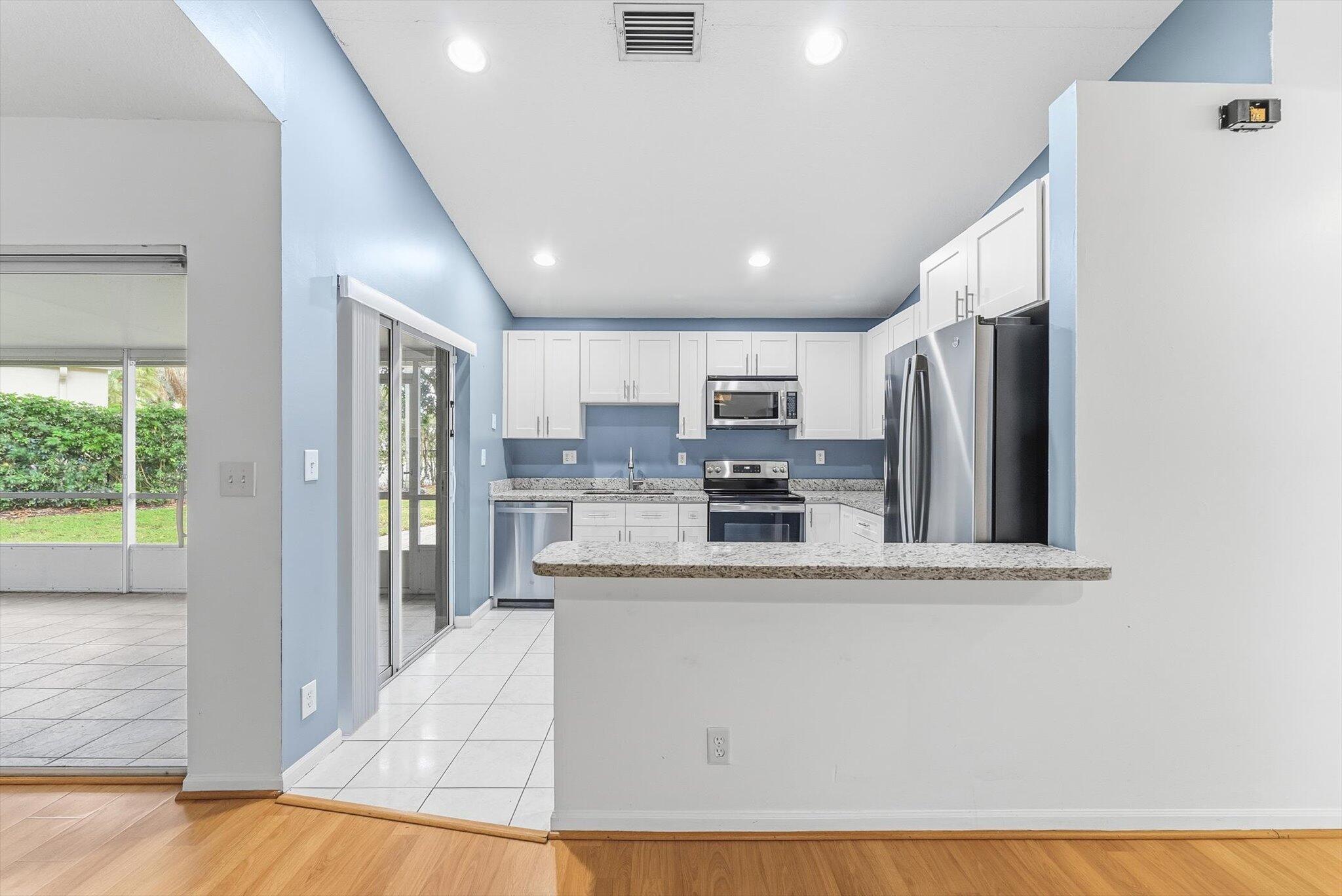 5857 Eagle Cay Circle