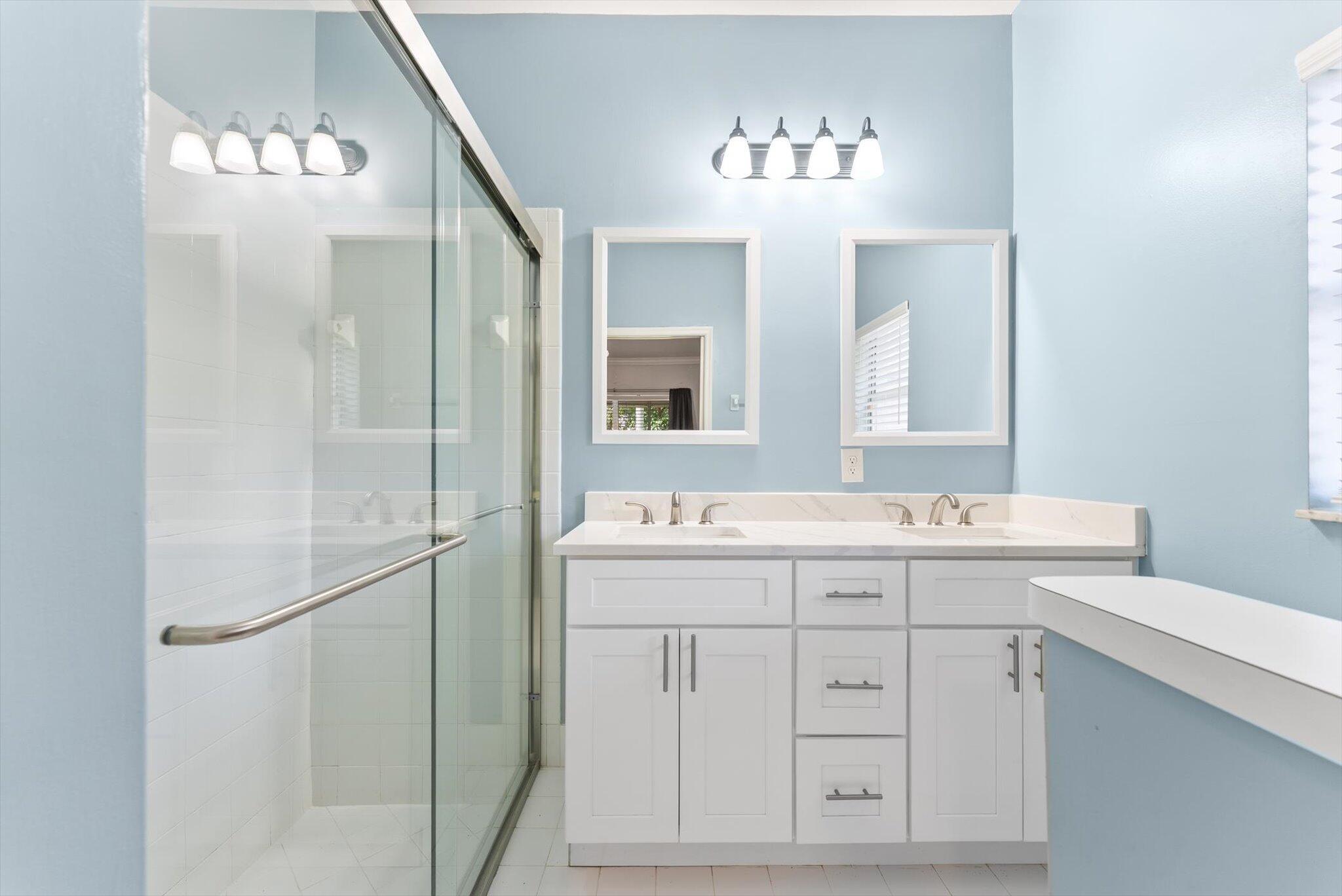 5857 Eagle Cay Circle