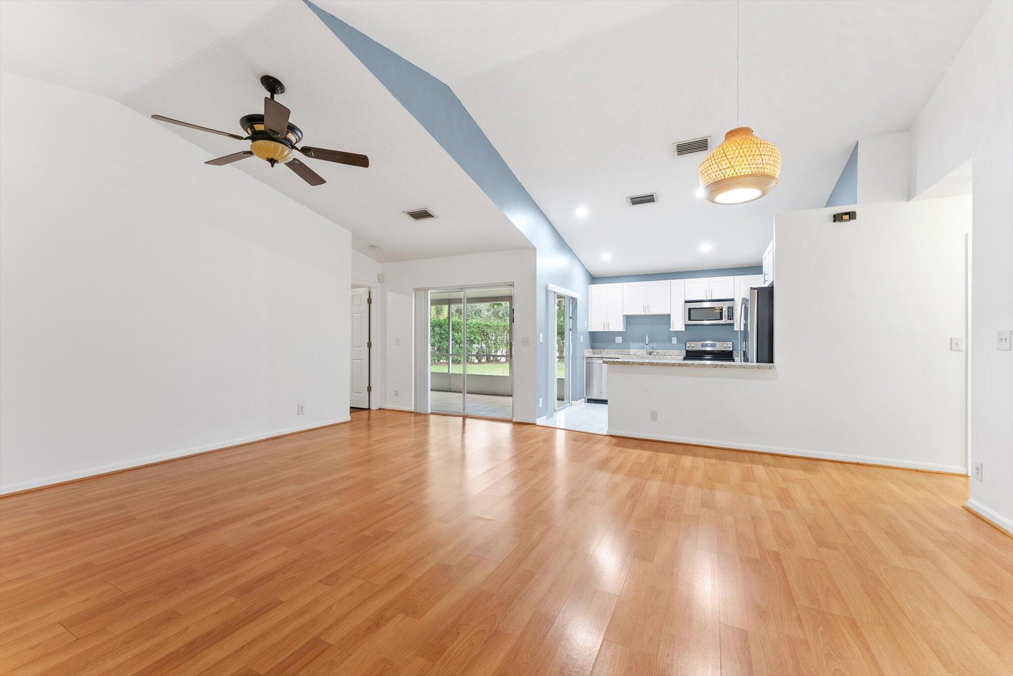 5857 Eagle Cay Circle