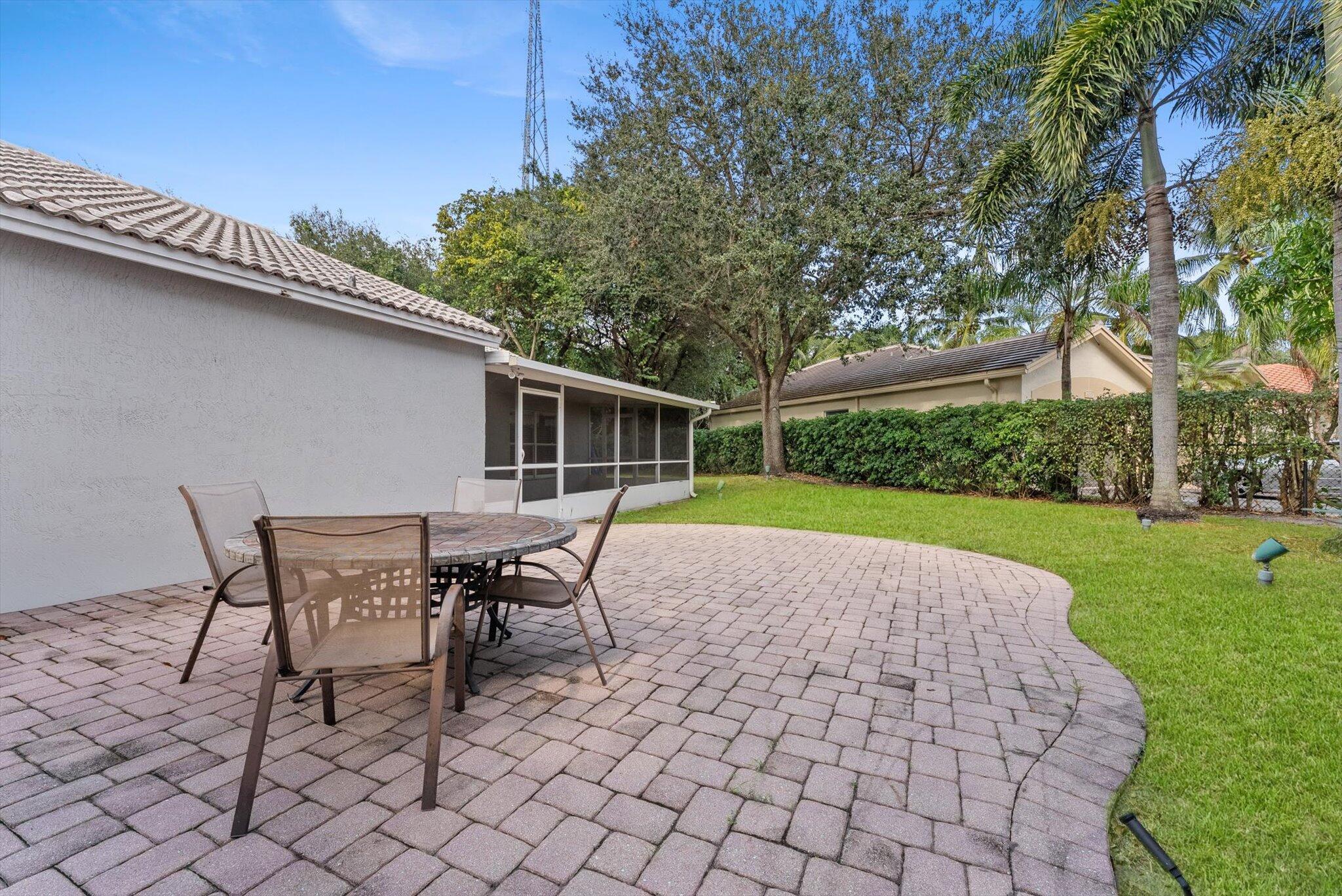 5857 Eagle Cay Circle