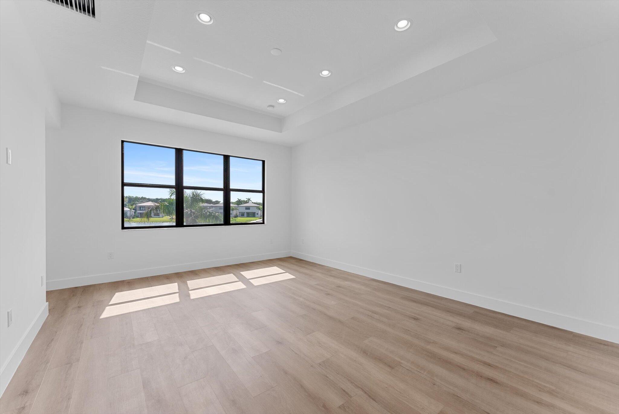 20062 Hirono Lane