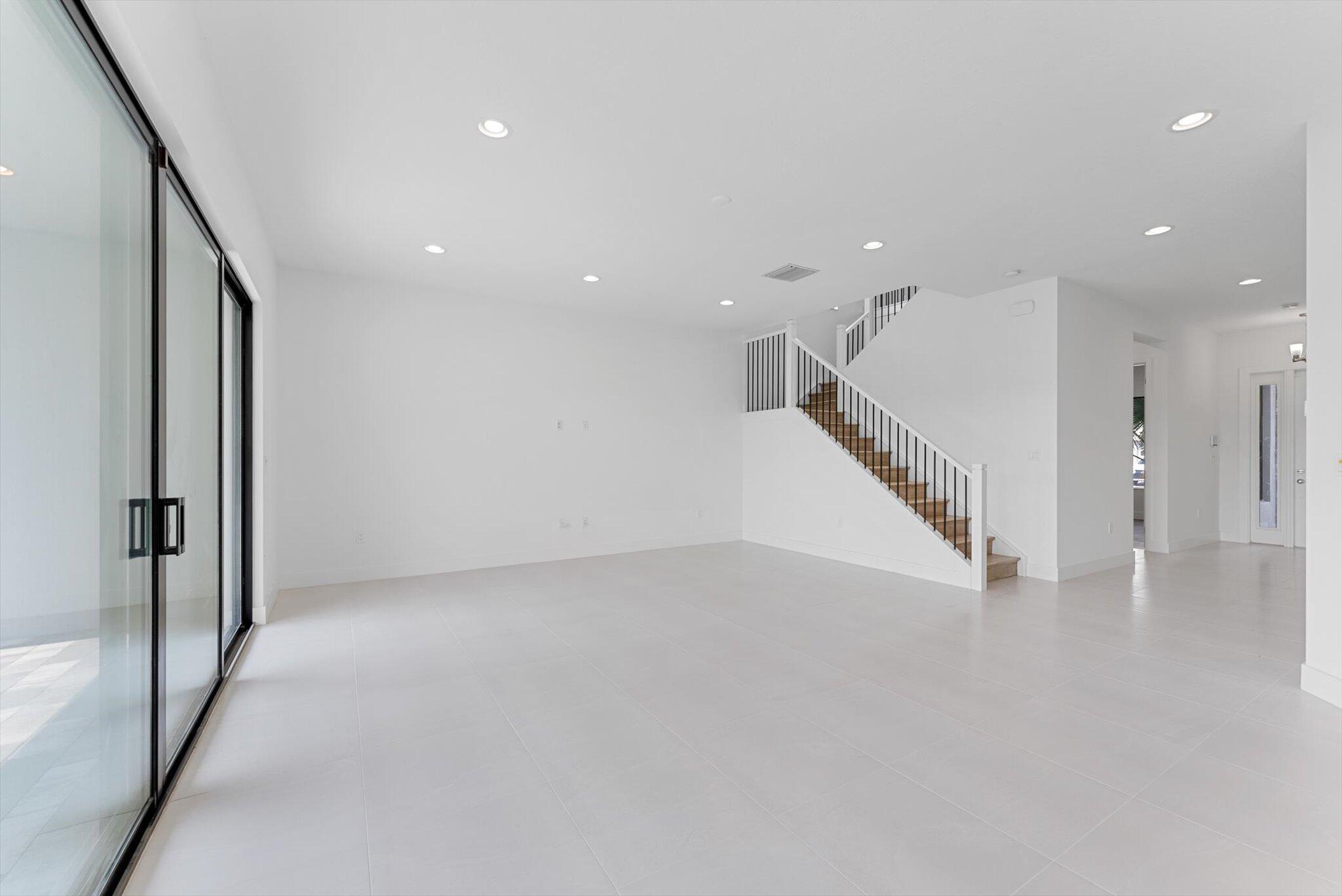 20062 Hirono Lane