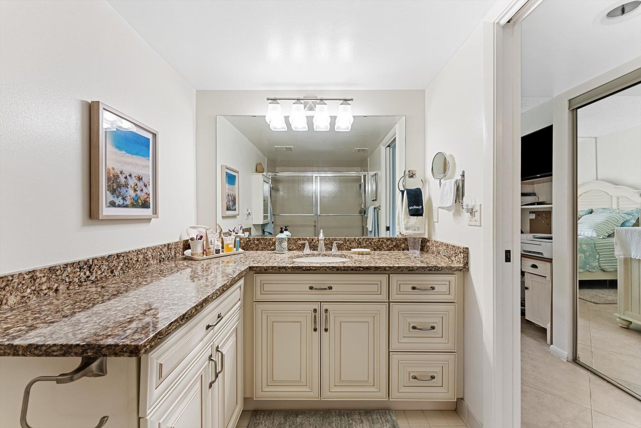 11282 Green Lake Drive 204