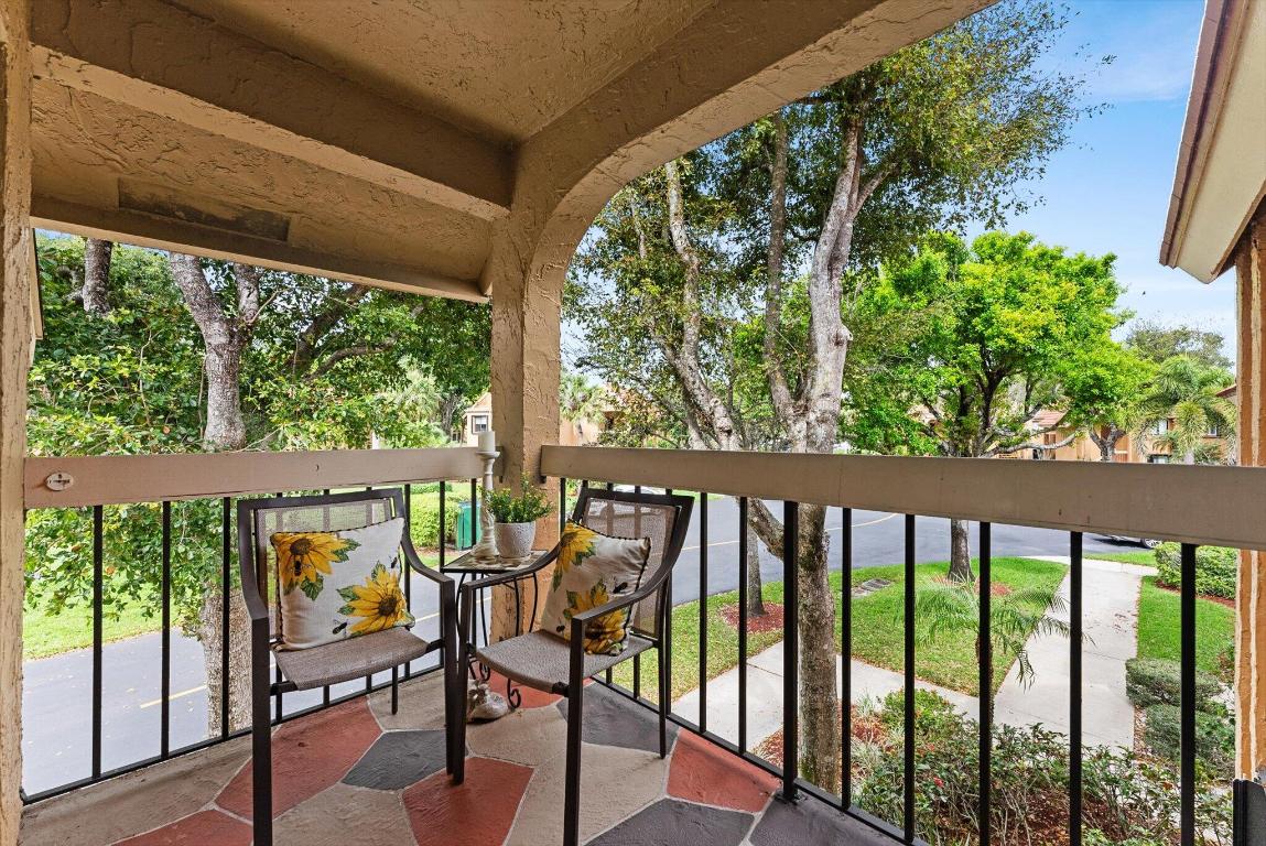 11282 Green Lake Drive 204