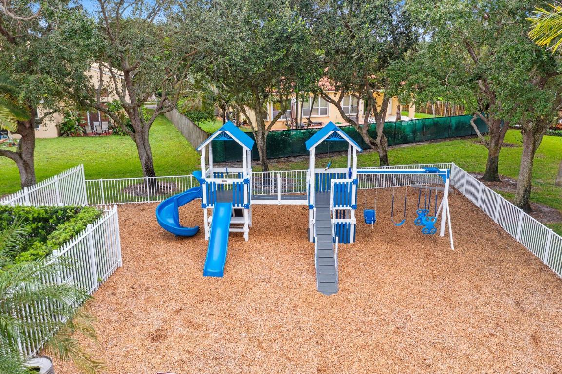 4487 NW 42nd Terrace