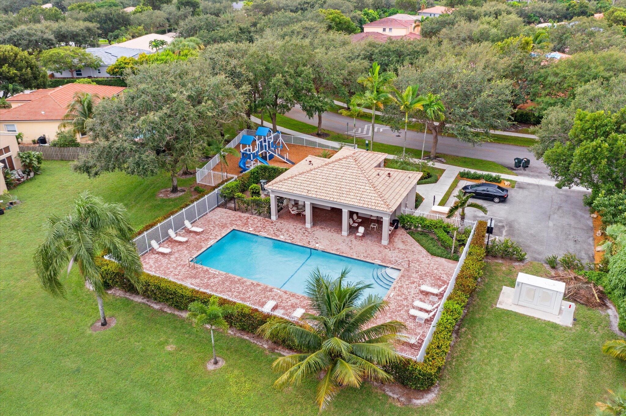 4487 NW 42nd Terrace