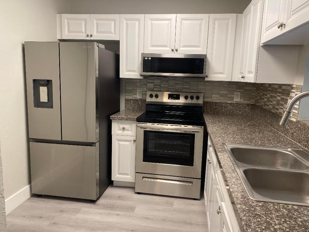 11436 NW 43rd Street 1-4