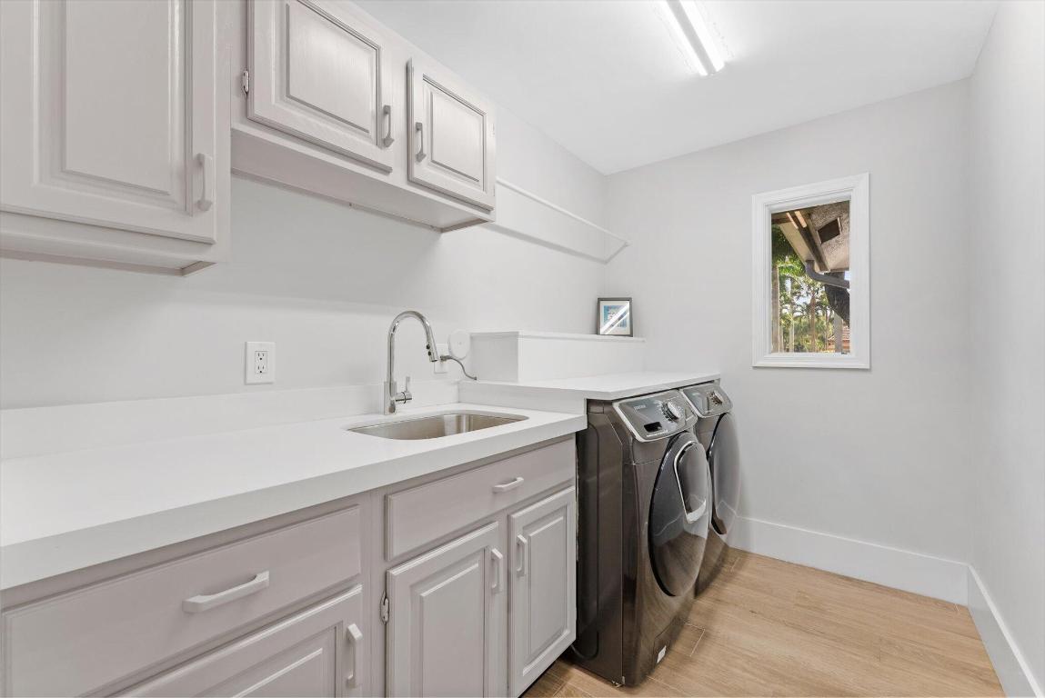 4429 Woodfield Boulevard