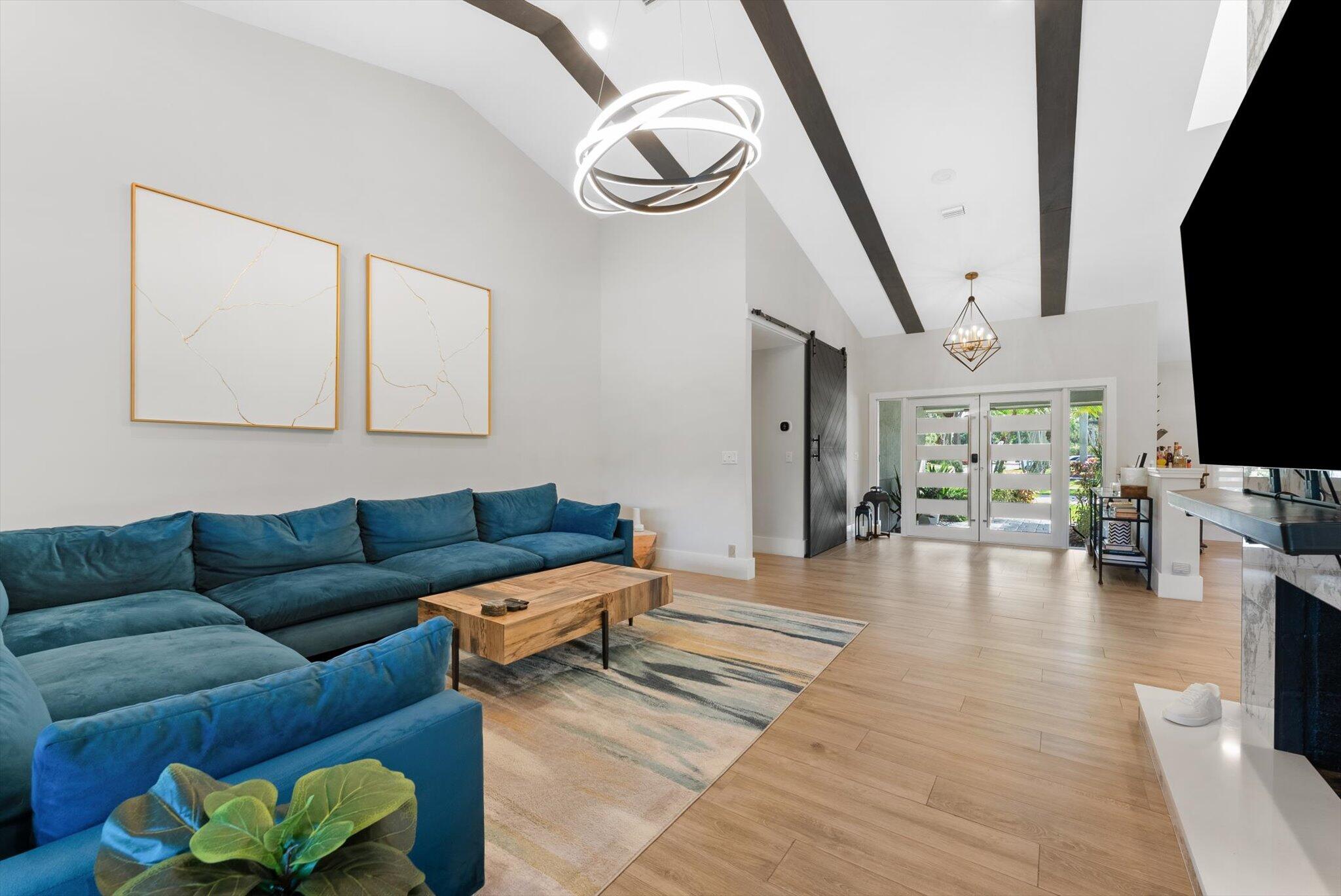 4429 Woodfield Boulevard