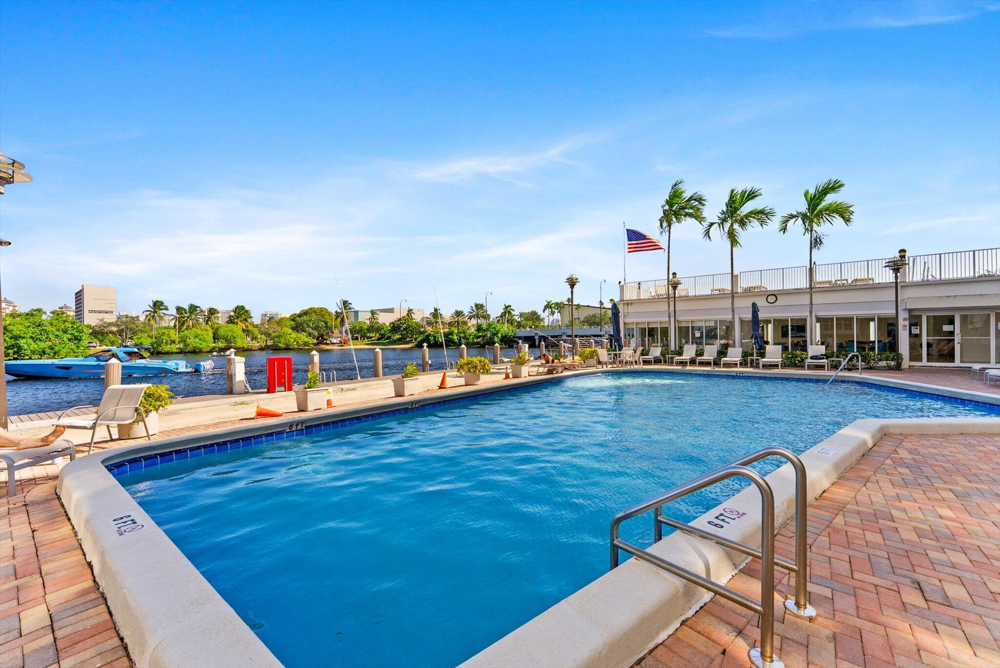 1160 N Federal Highway 221, Fort Lauderdale Unit: 221