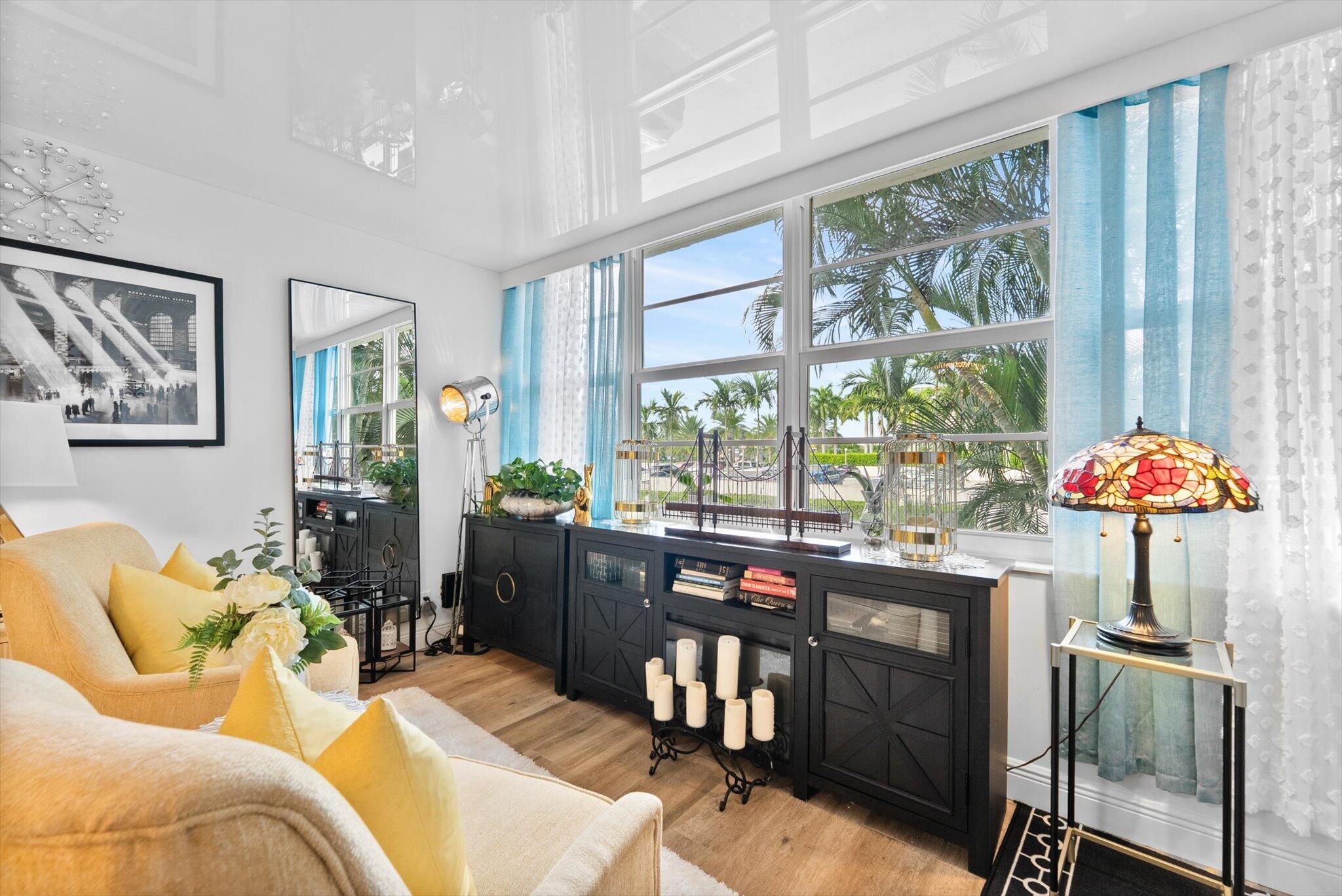 1160 N Federal Highway 221, Fort Lauderdale Unit: 221