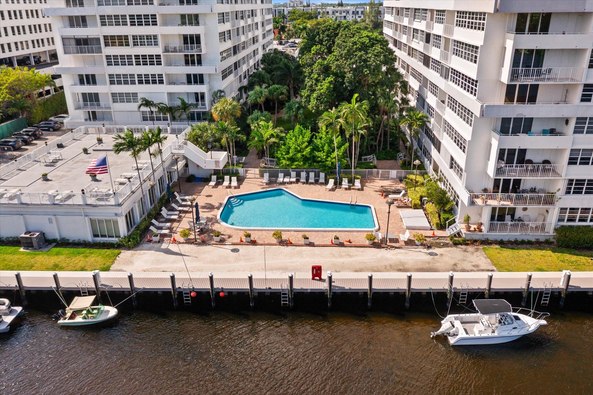 1160 N Federal Highway 221, Fort Lauderdale Unit: 221