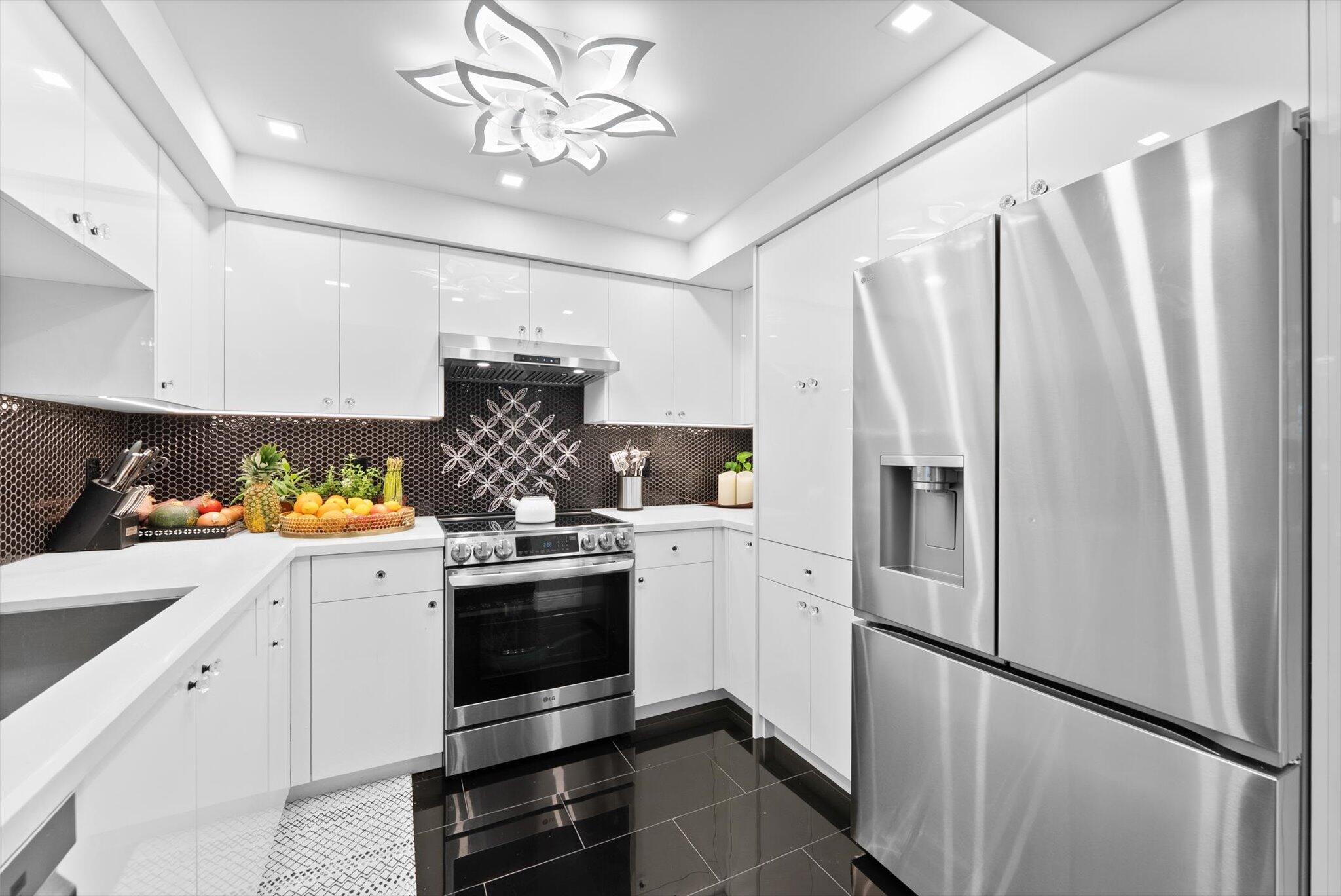 1160 N Federal Highway 221, Fort Lauderdale Unit: 221