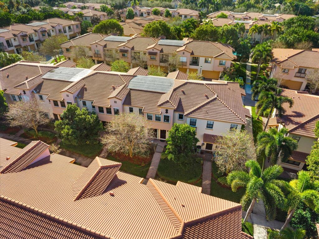 4735 Preserve Street, Coconut Creek