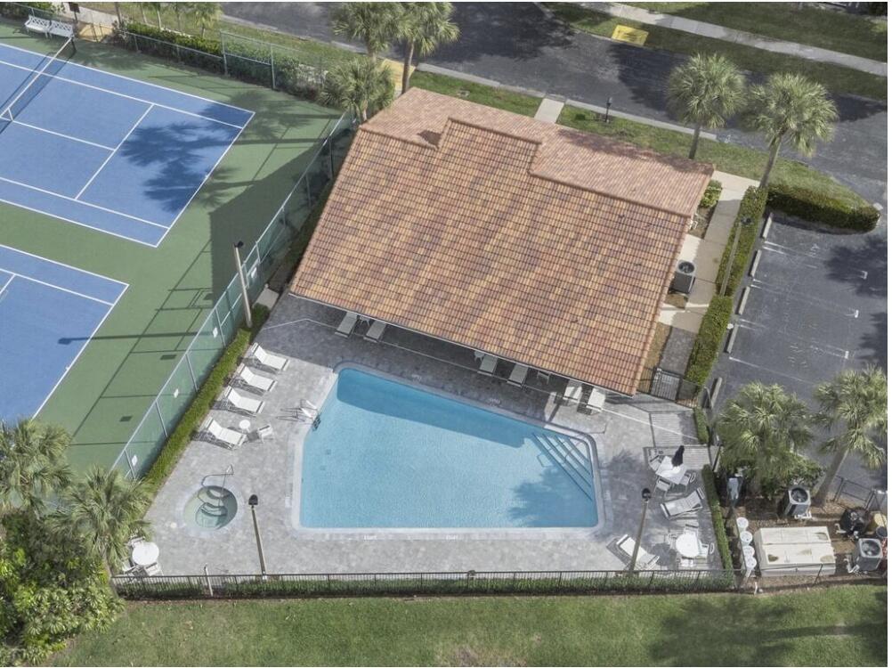 175 Executive Circle