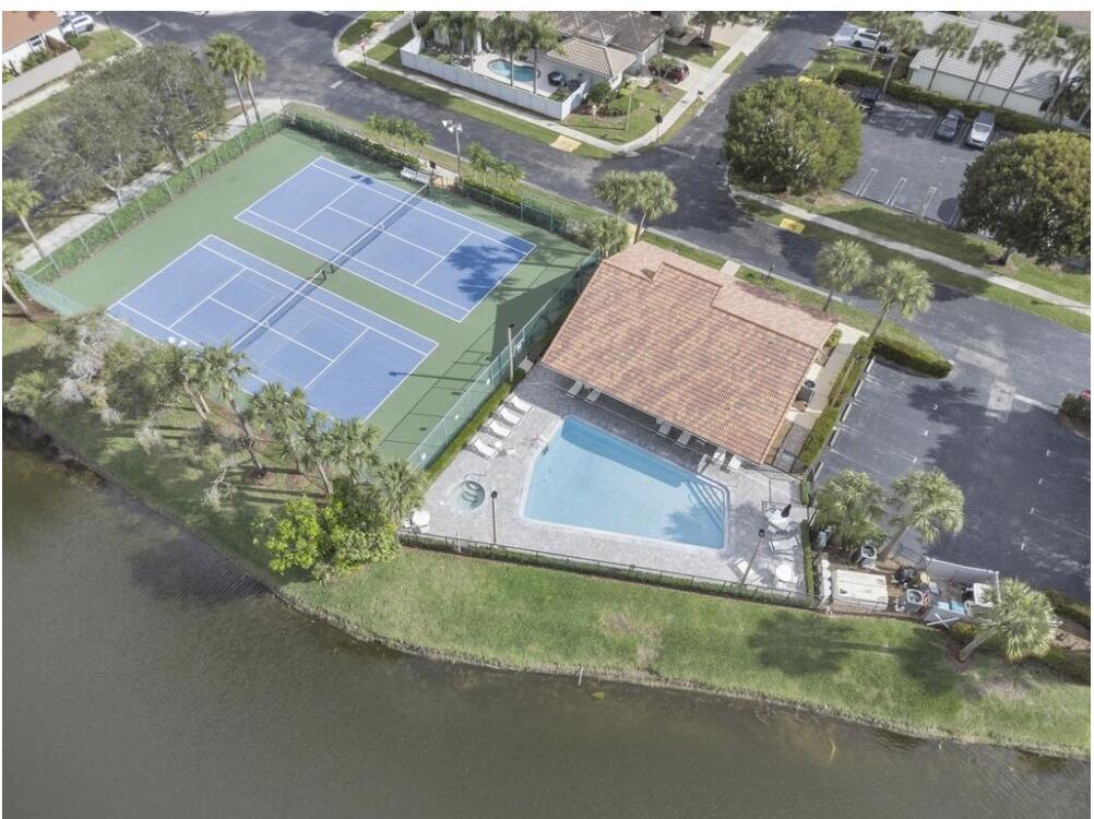 175 Executive Circle