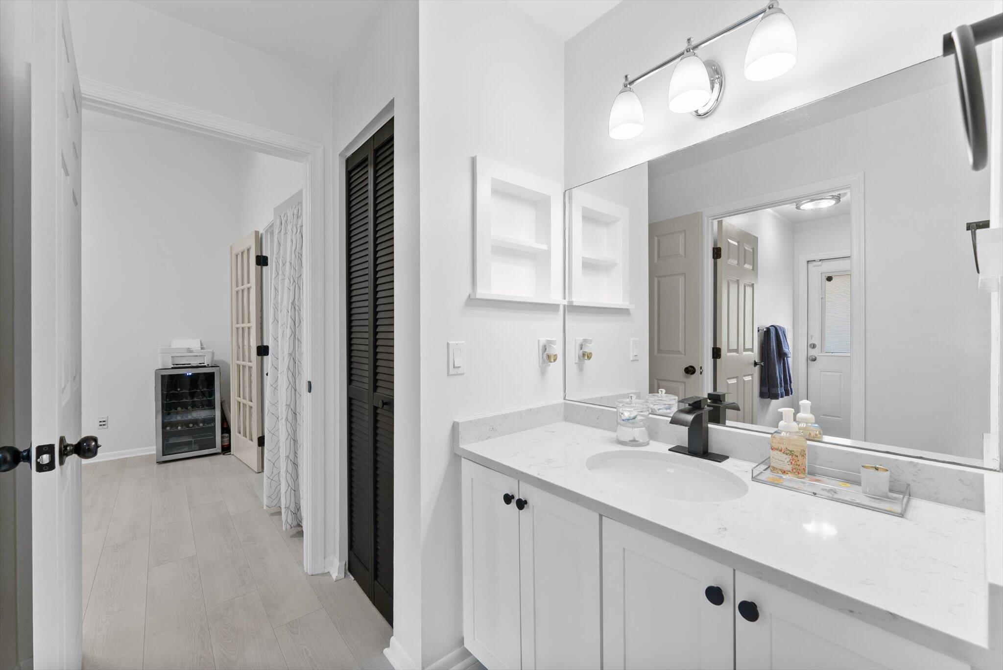 175 Executive Circle