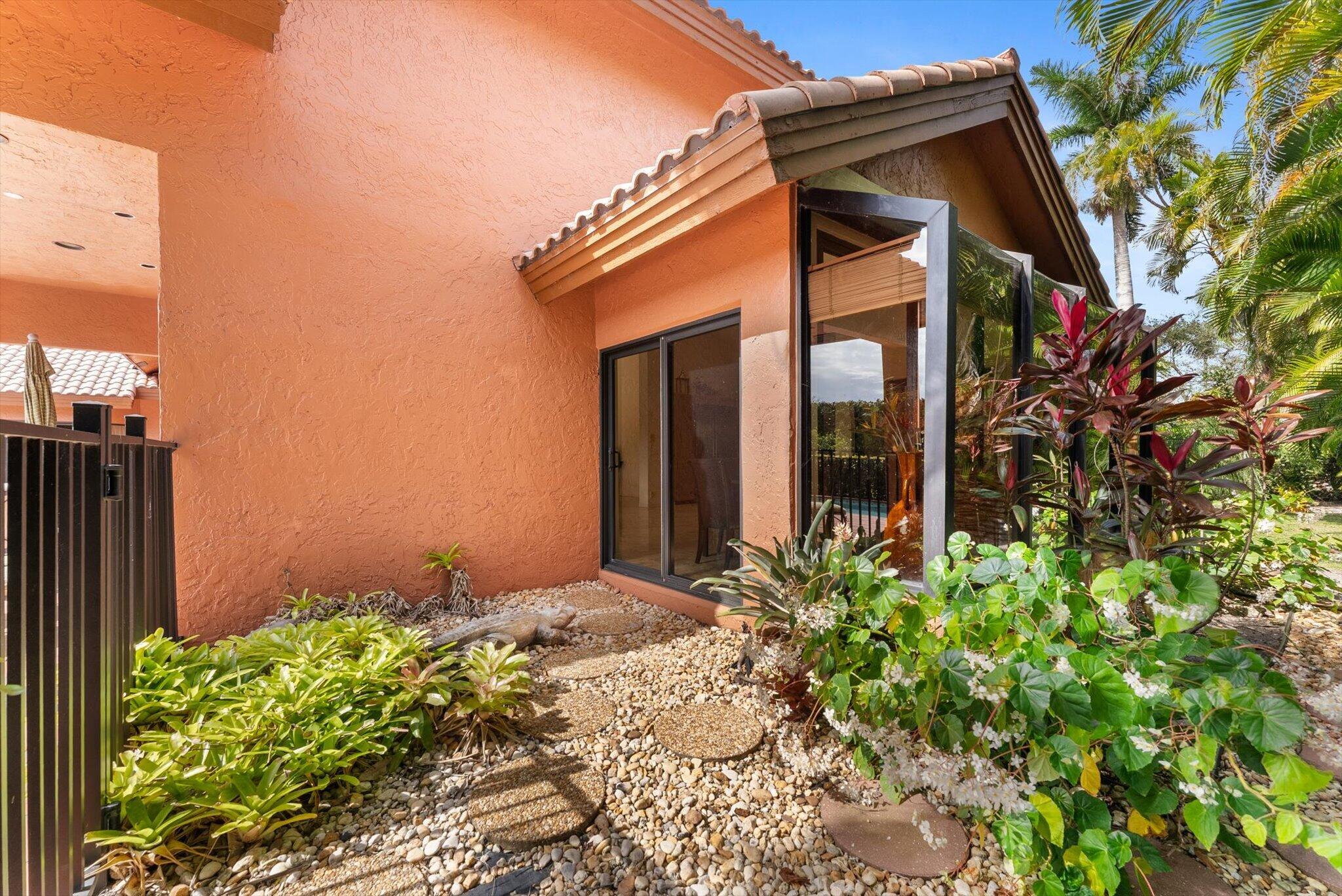 7276 Sidonia Court