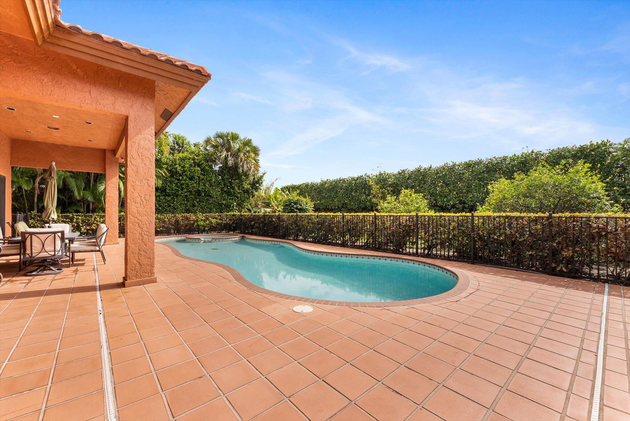 7276 Sidonia Court