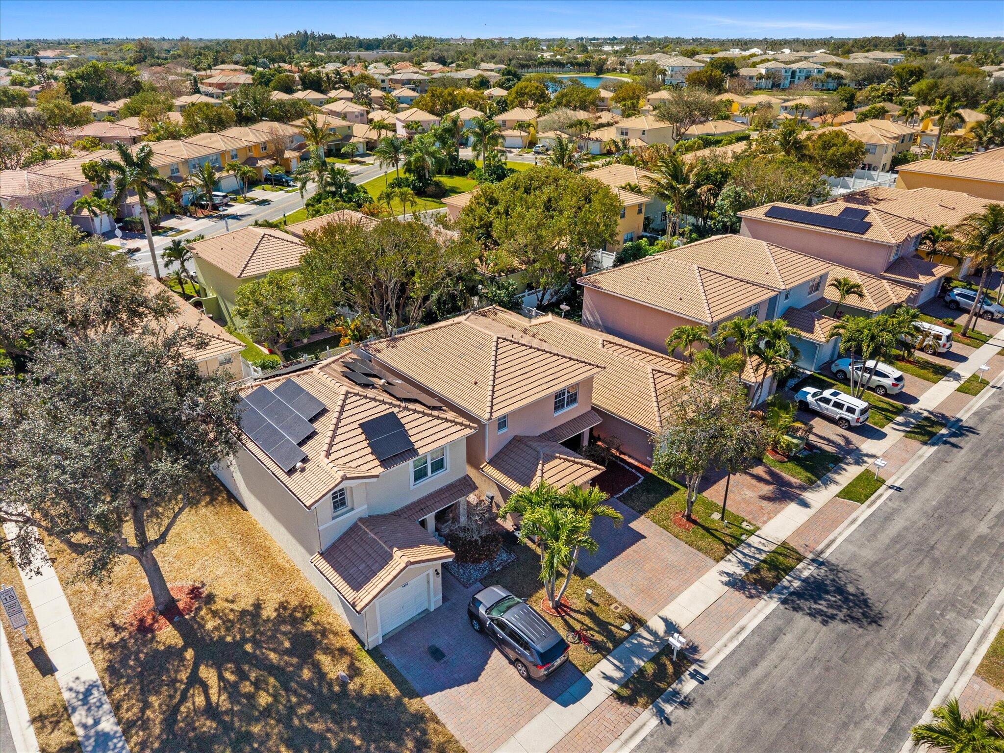 3422 Commodore Court