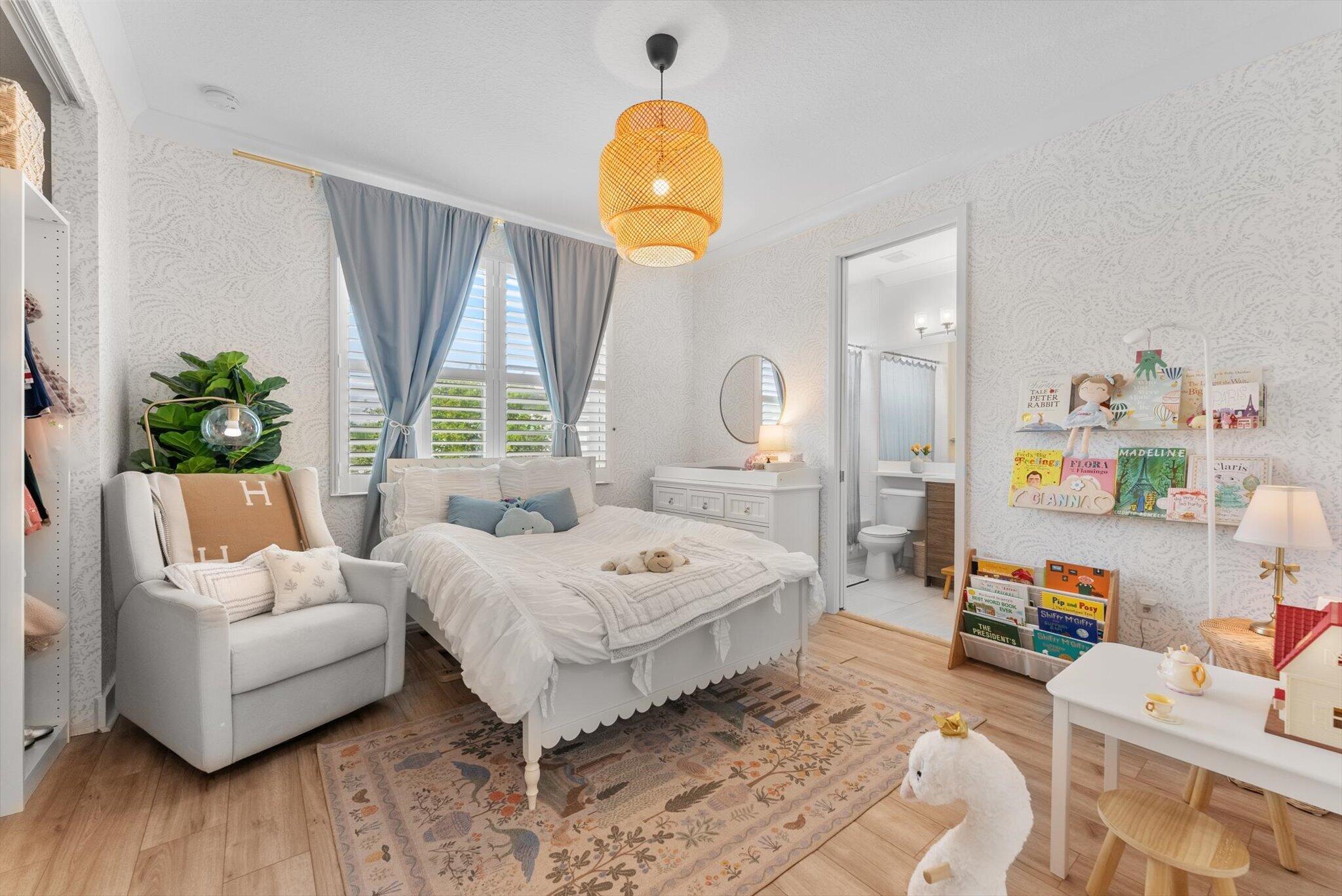 15398 Sandy Beach Terrace