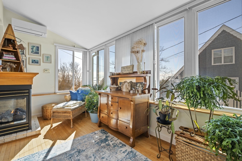 50 Breezy Hill Terrace