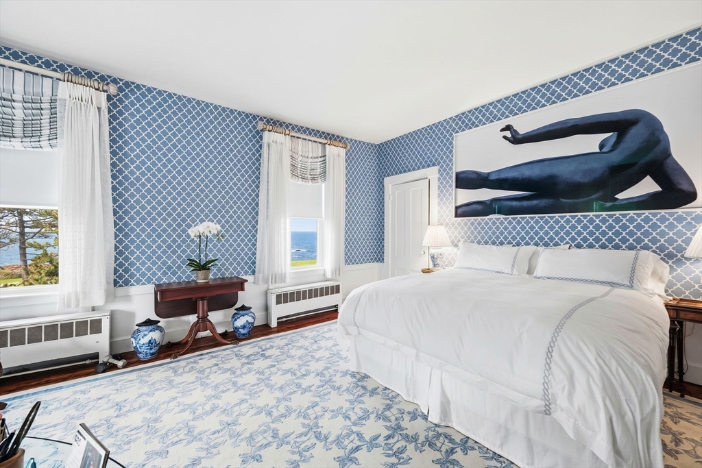 374 Nahant Unit: Road