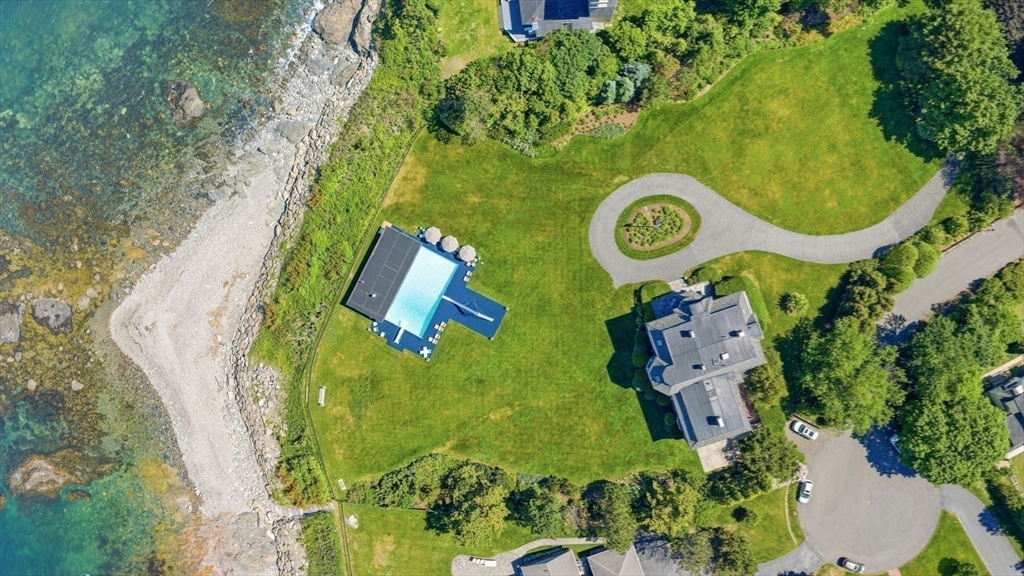 374 Nahant Unit: Road