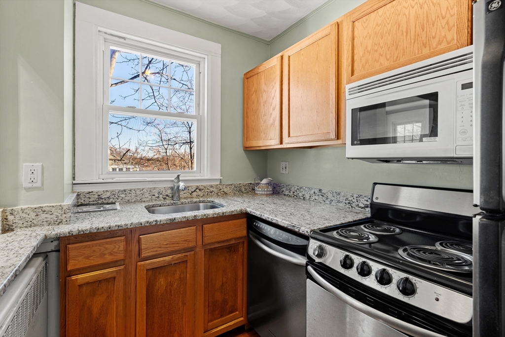 299 Nahant Road Unit: 9