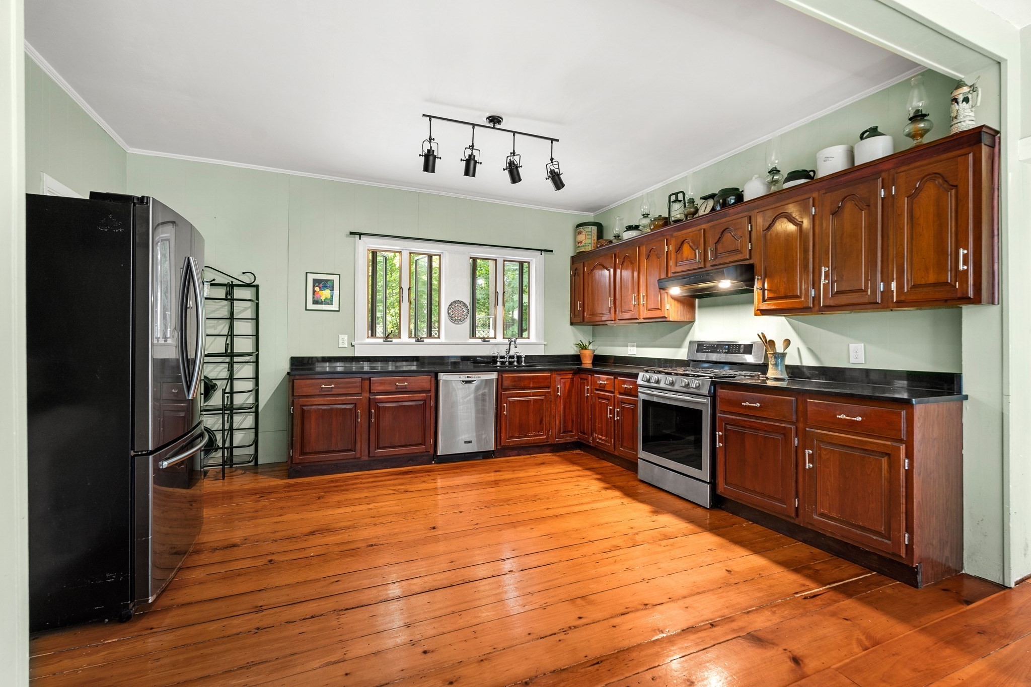 360 Nahant Road