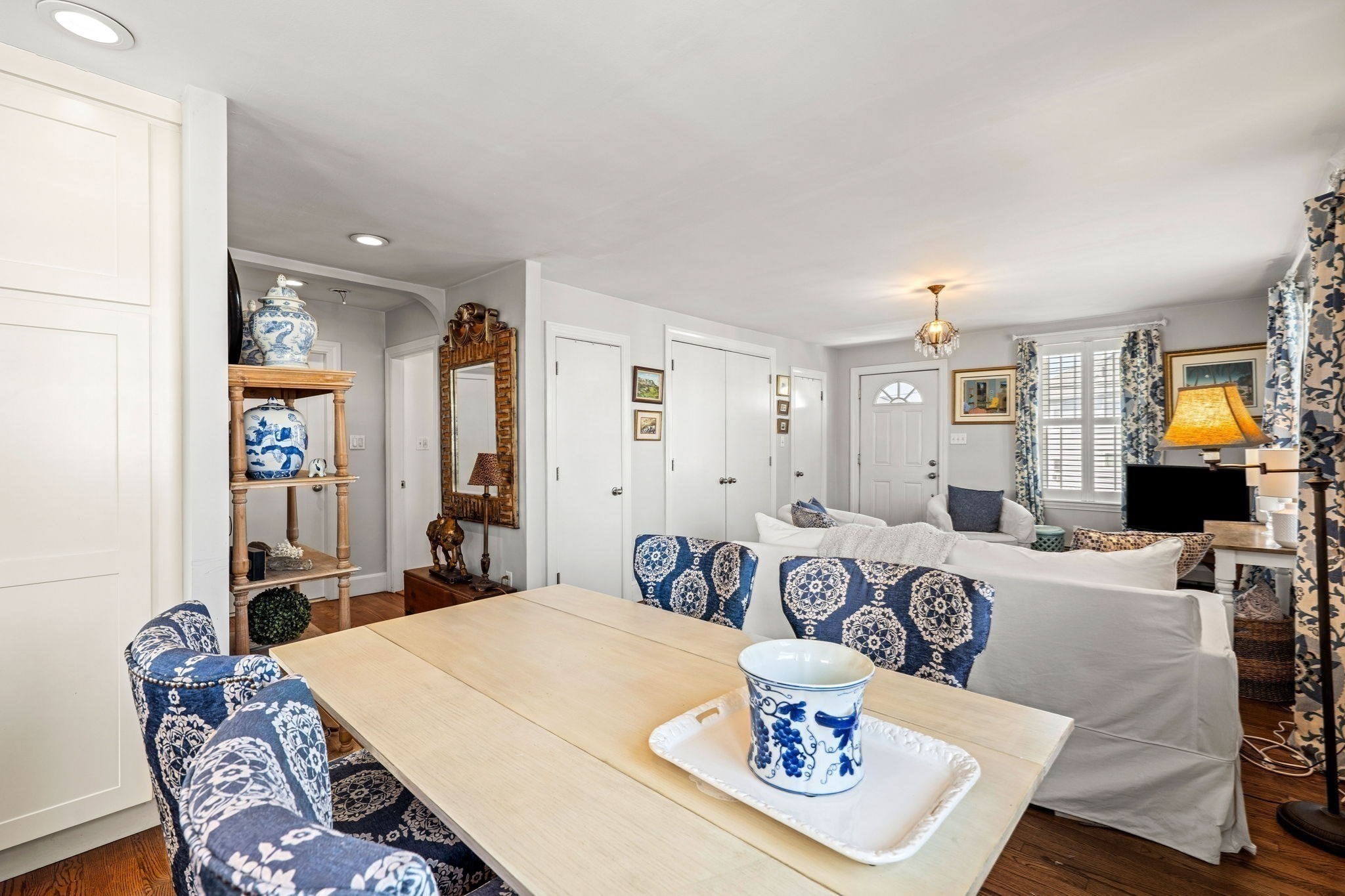 6 Fox Hill Road