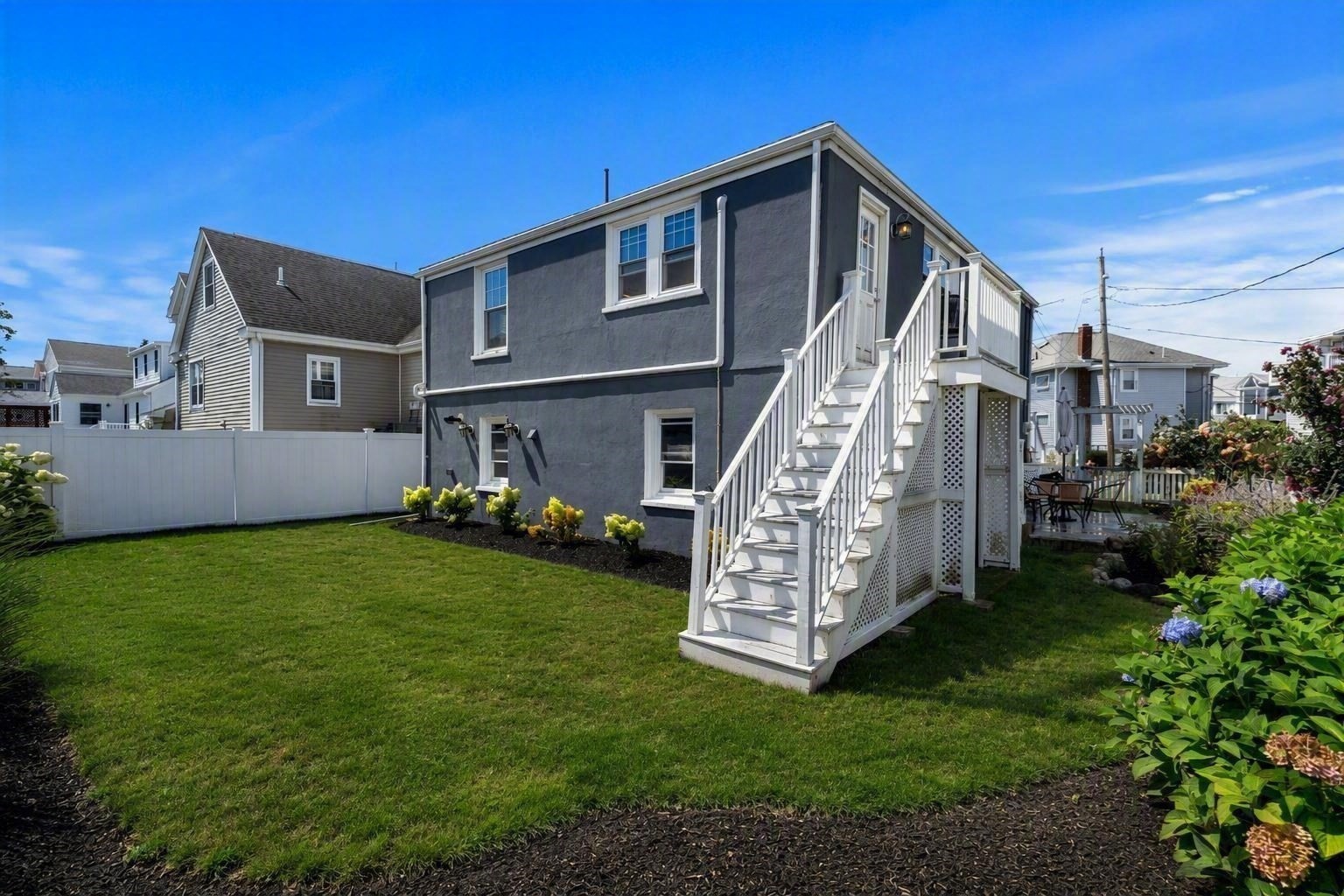 6 Fox Hill Road