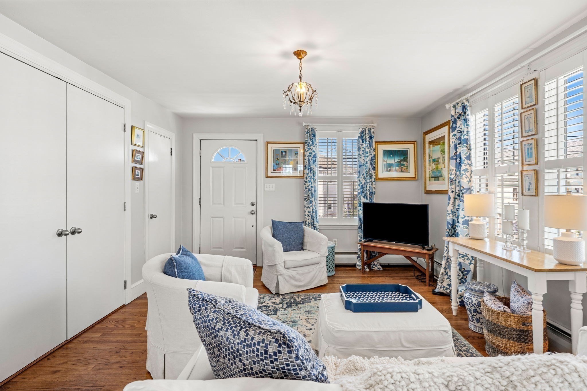 6 Fox Hill Road