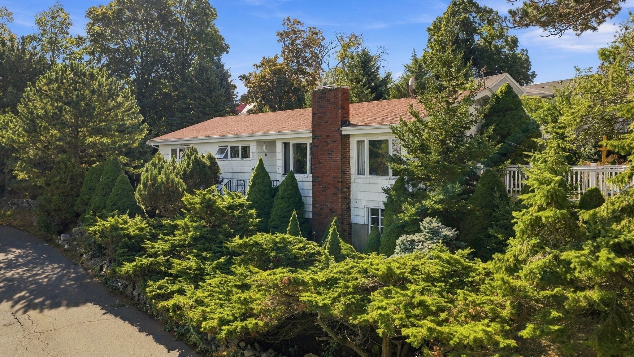 25 Maolis Road