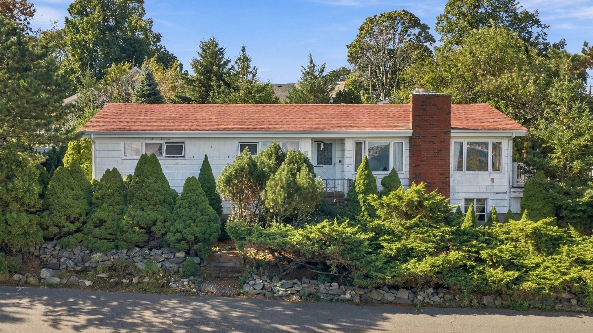 25 Maolis Road