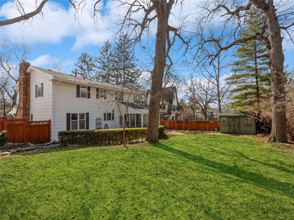 5703 Woodland Road
