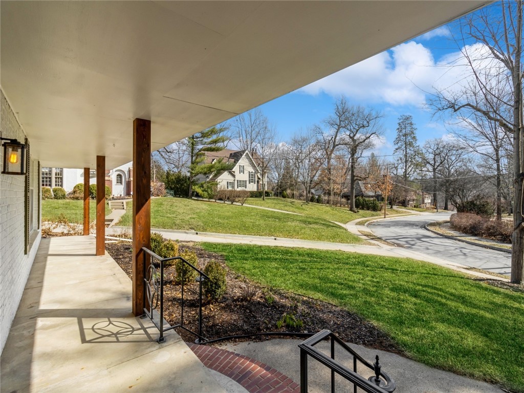 5703 Woodland Road