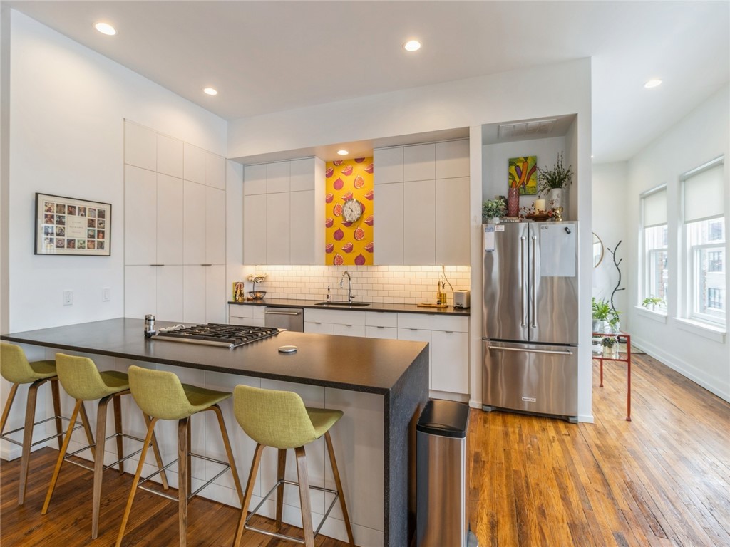 1417 Walnut Street 206