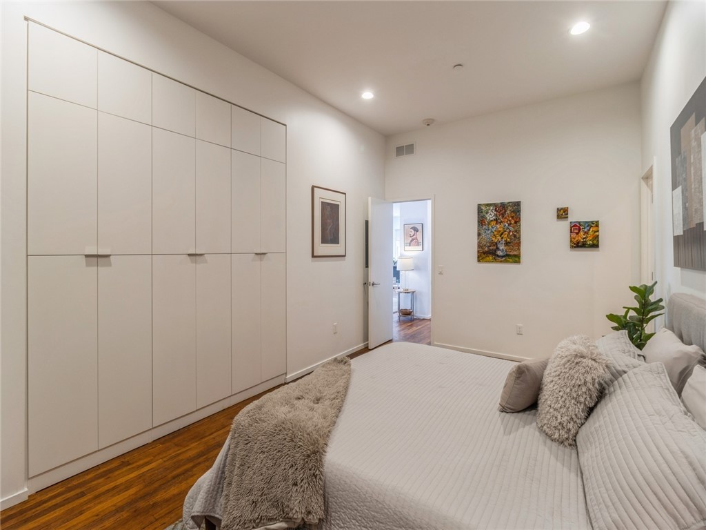 1417 Walnut Street 206